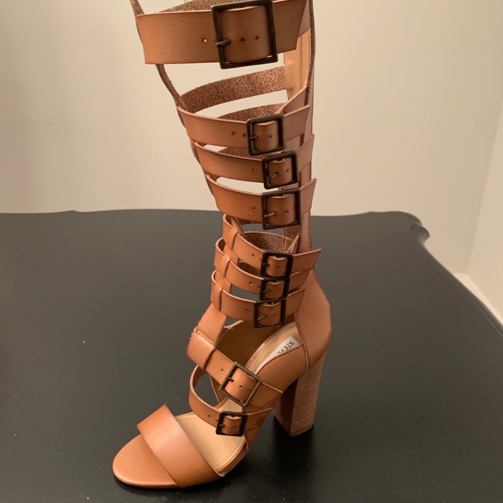 Steve Madden Knee High Gladiator Sandals Size 7